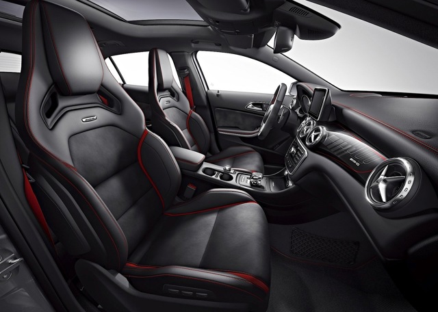 Mercedes-Amg Gla photo 59