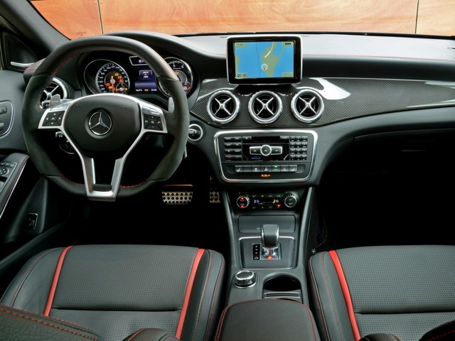 Mercedes-Amg Gla photo 66