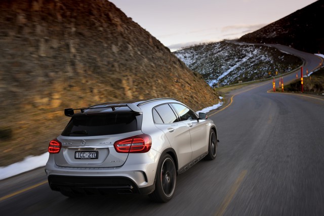 Mercedes-Amg Gla photo 22