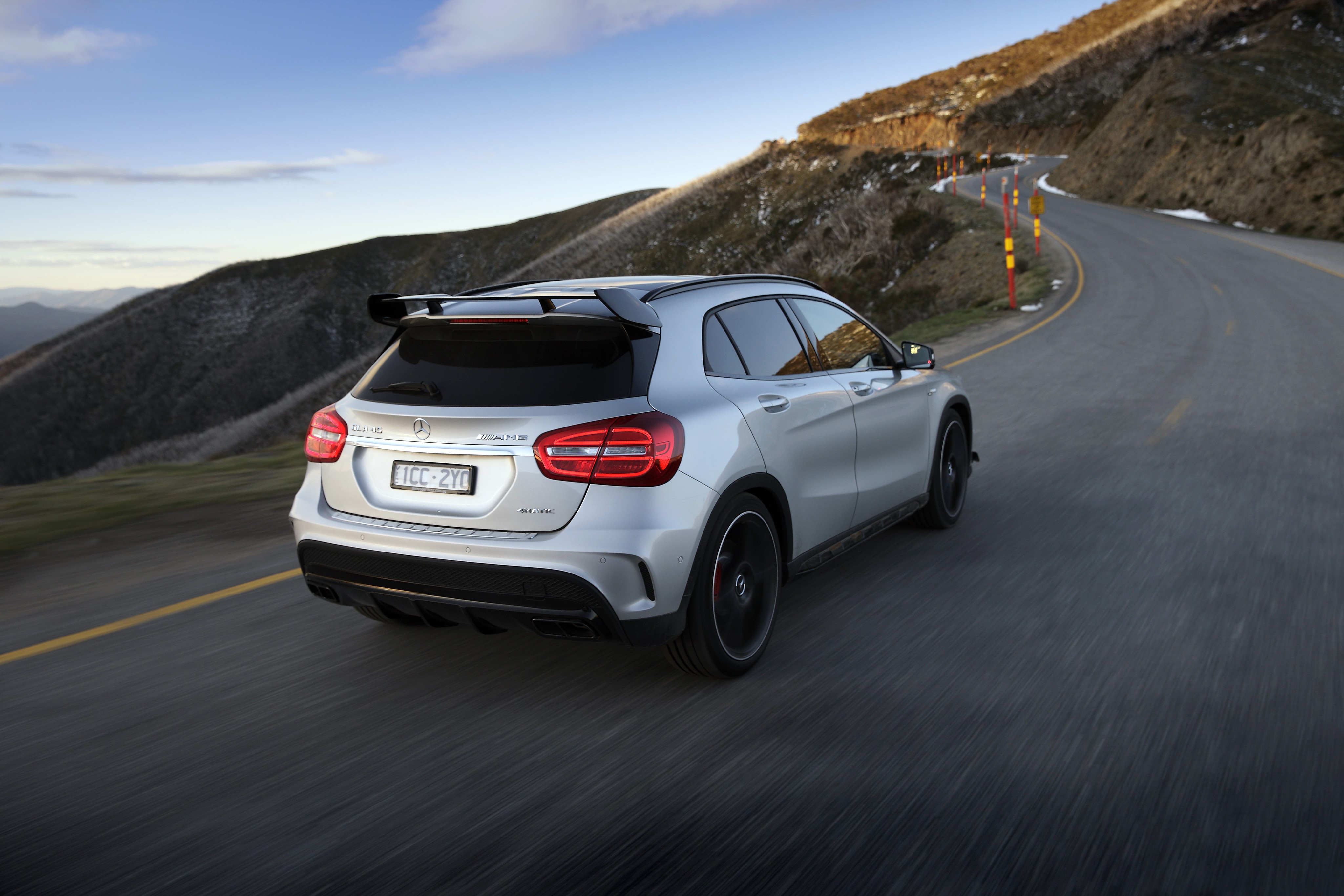 Mercedes-Amg Gla photo 25