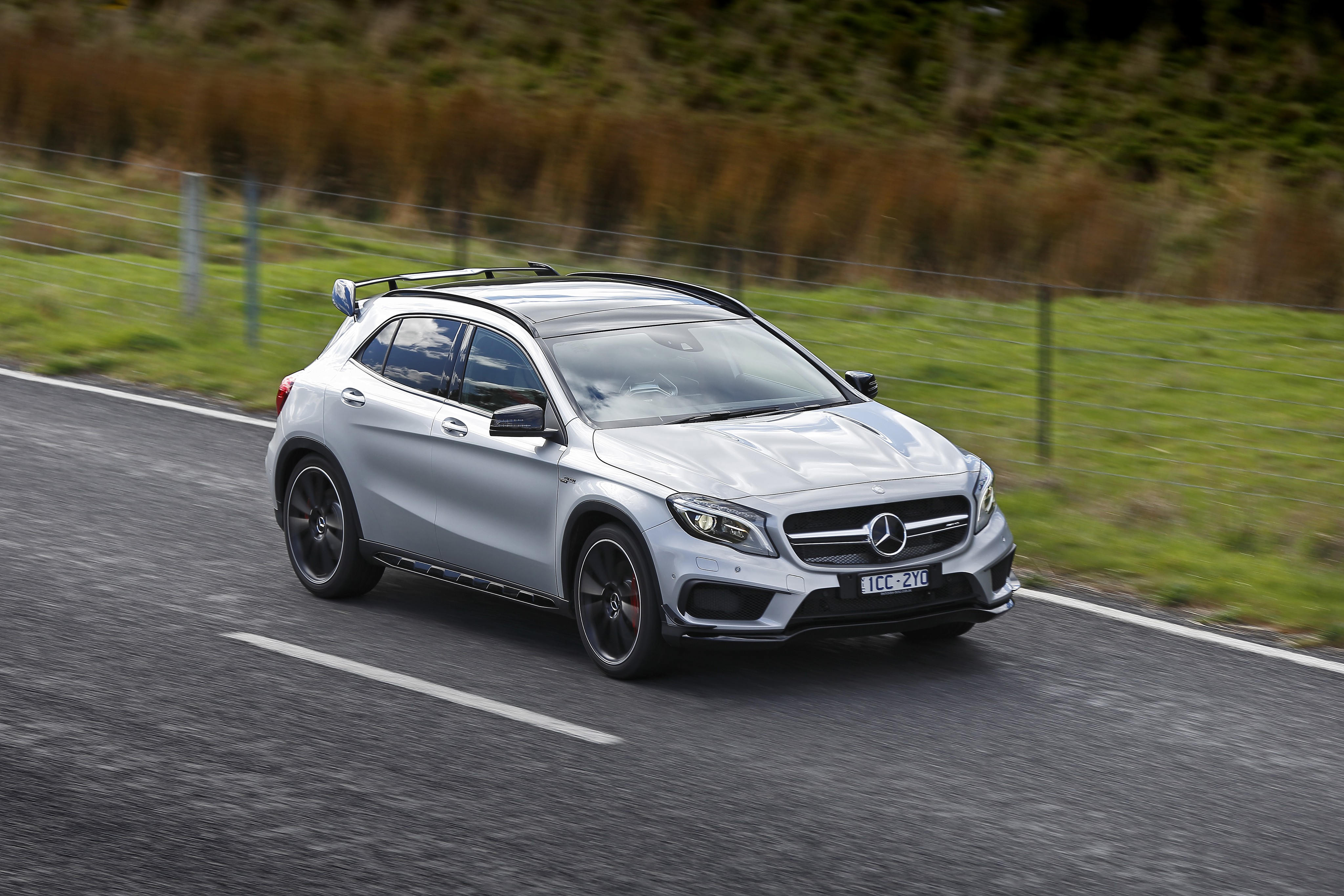 Mercedes-Amg Gla photo 26