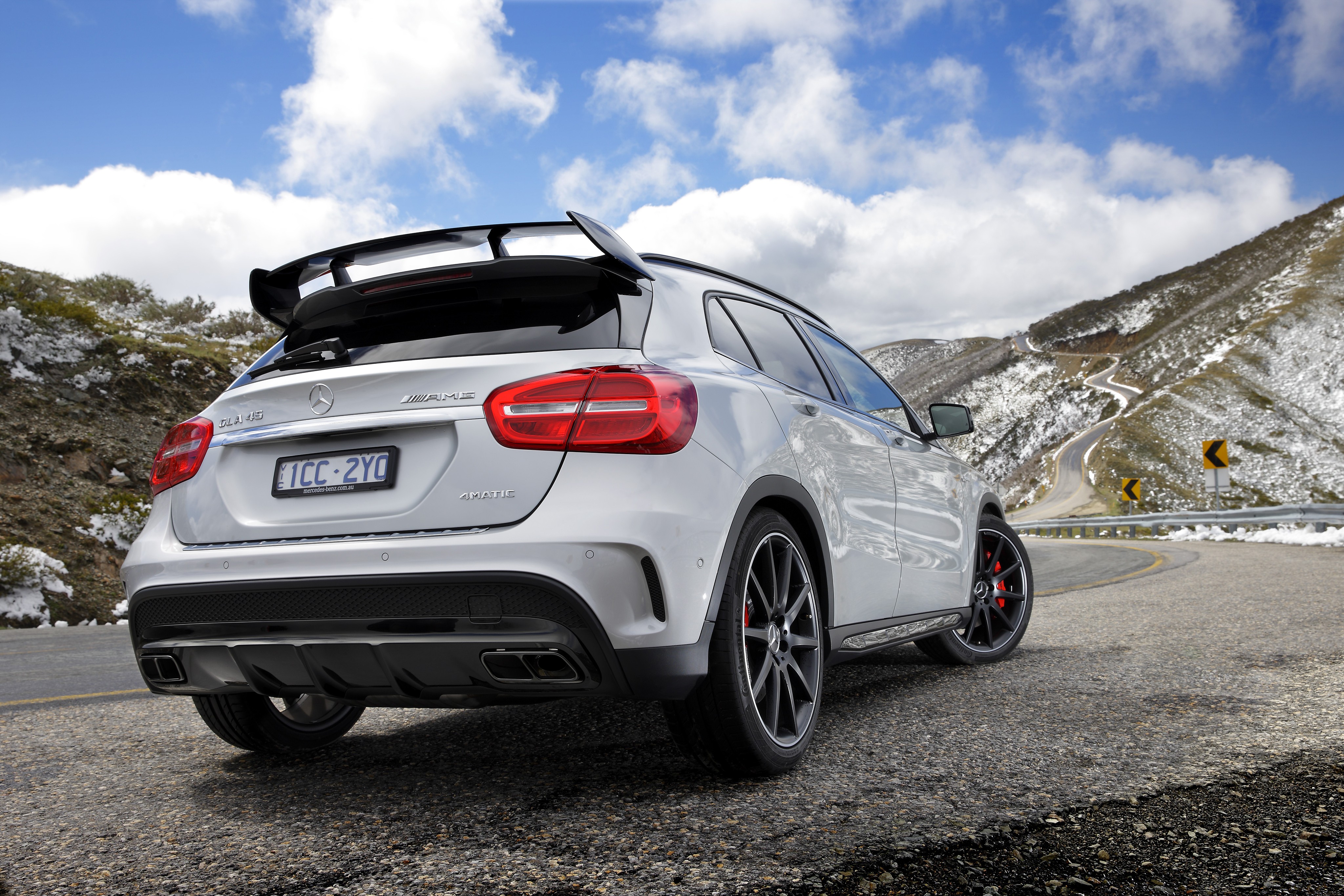 Mercedes-Amg Gla photo 28