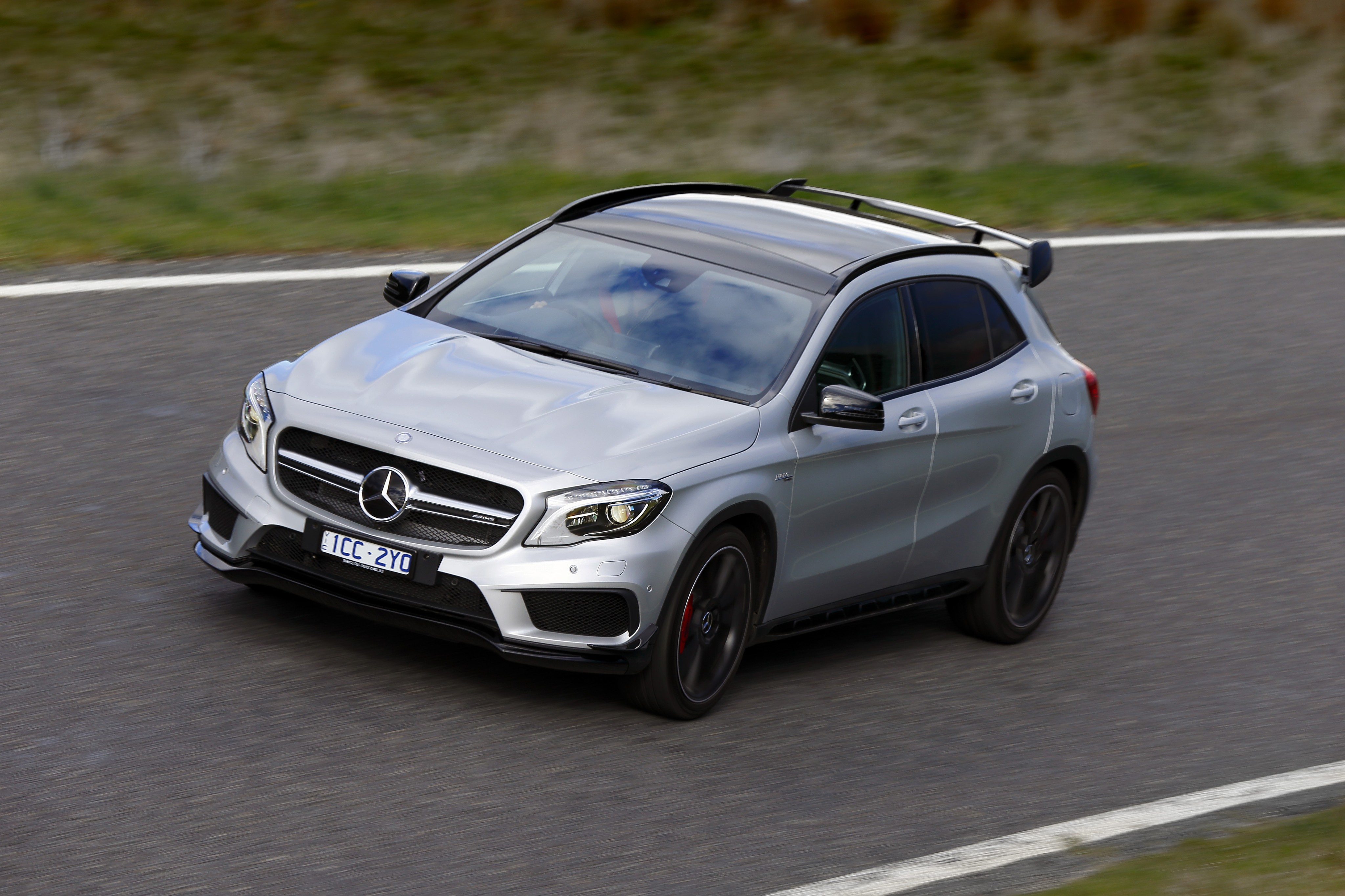 Mercedes-Amg Gla photo 29