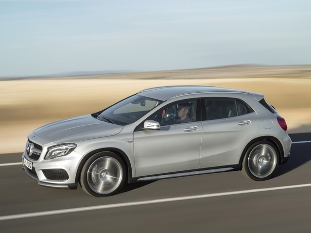 Mercedes-Amg Gla photo 49