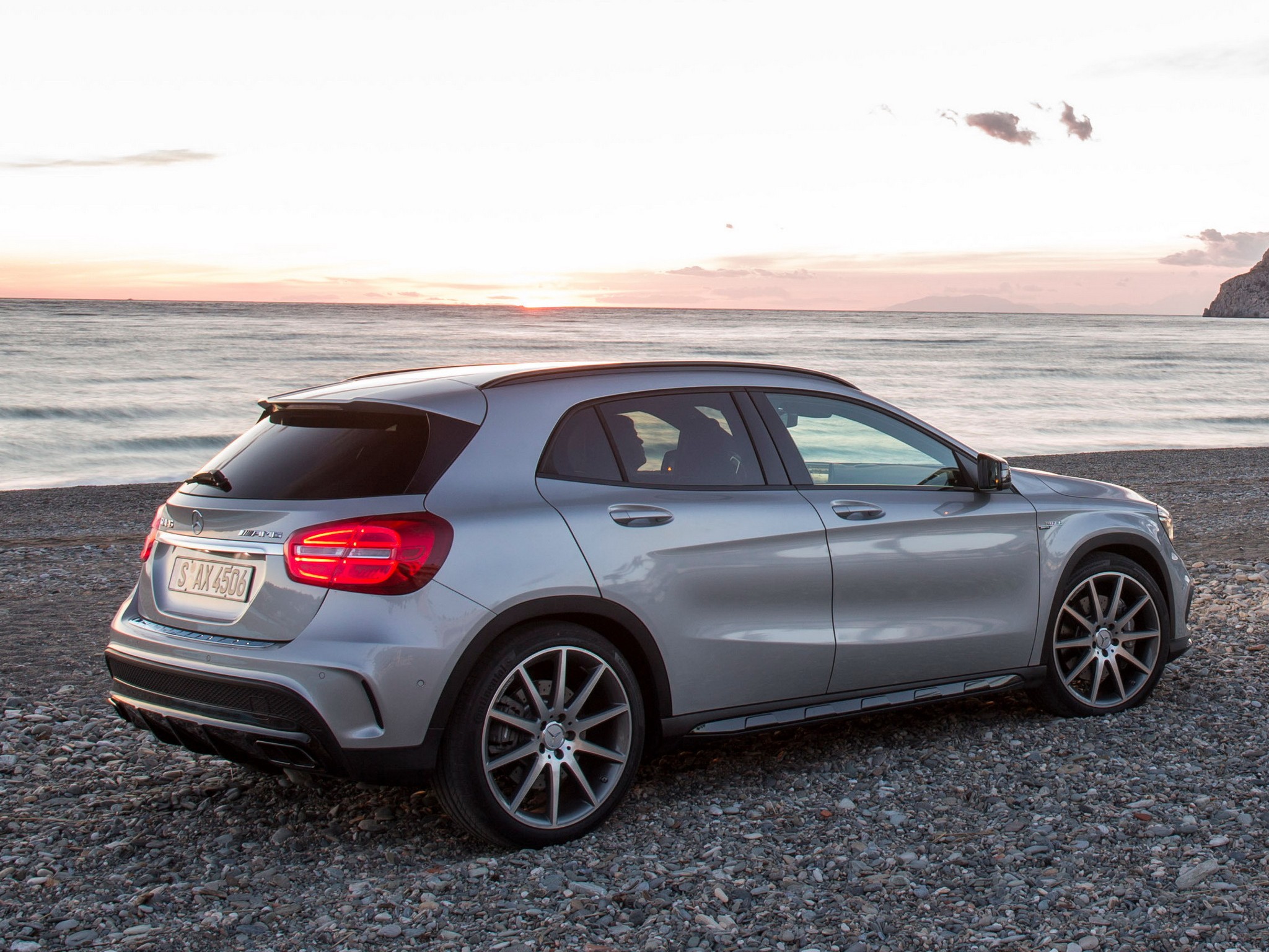 Mercedes-Amg Gla photo 56