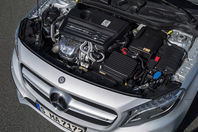 Mercedes-Amg Gla photo 9
