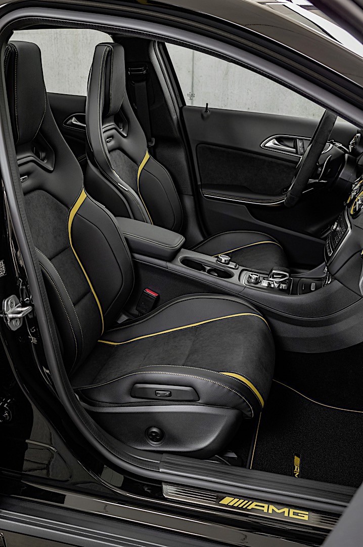 Mercedes-Amg Gla photo 35