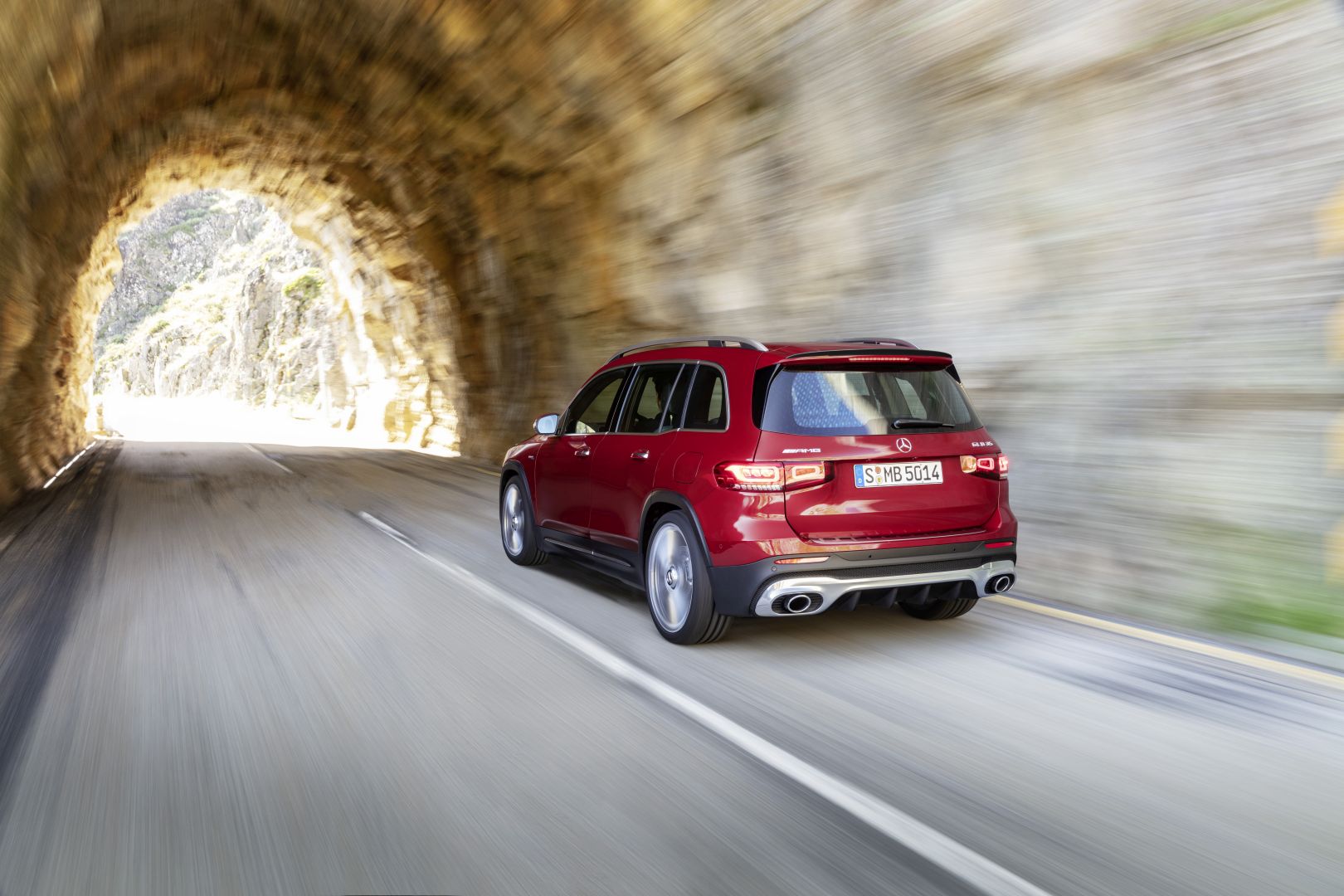 Mercedes-Amg Glb photo 5