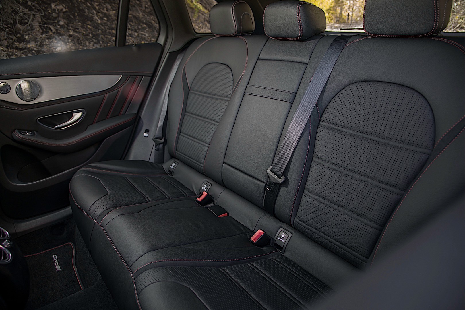 Mercedes-Amg Glc-Class photo 49