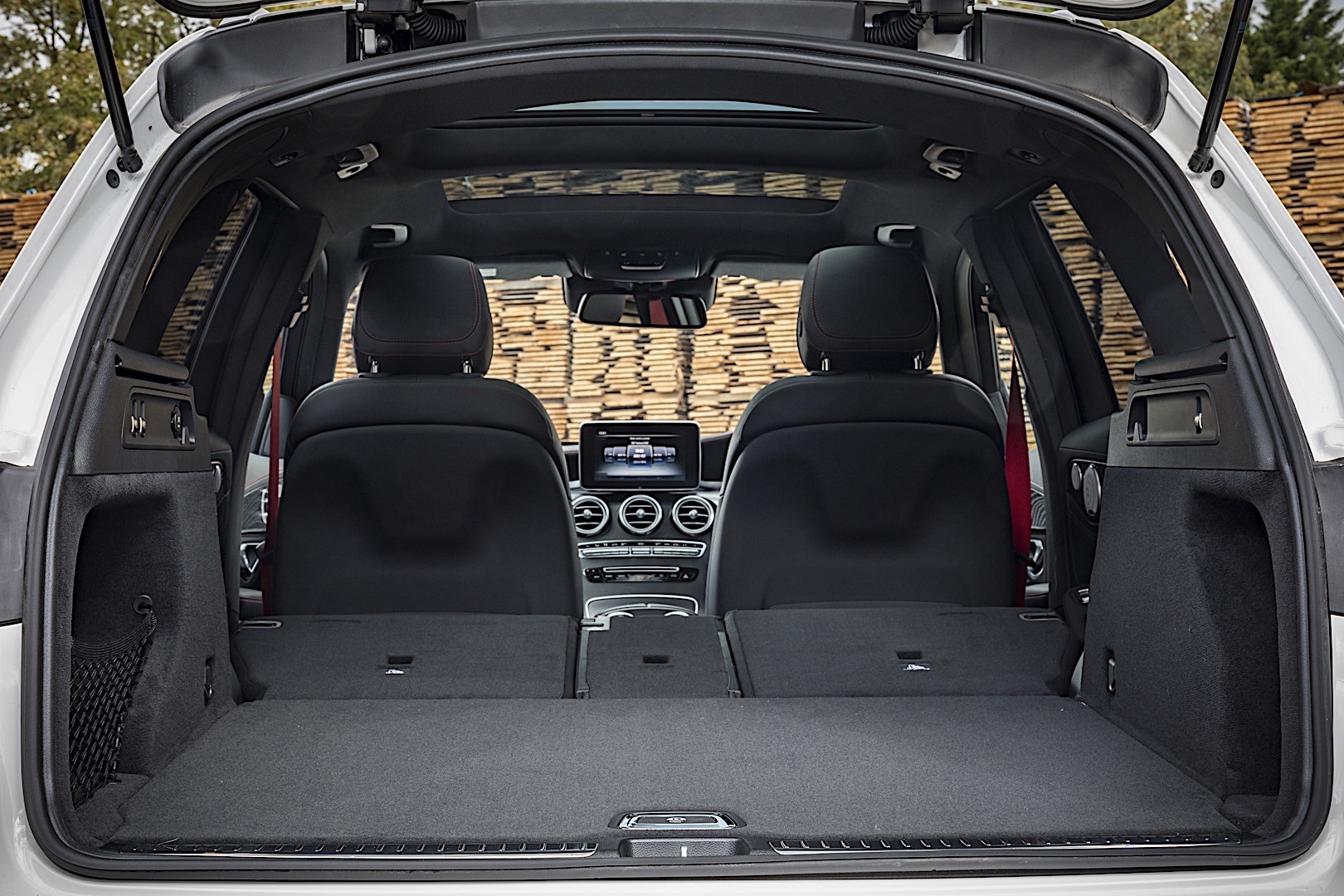 Mercedes-Amg Glc-Class photo 60