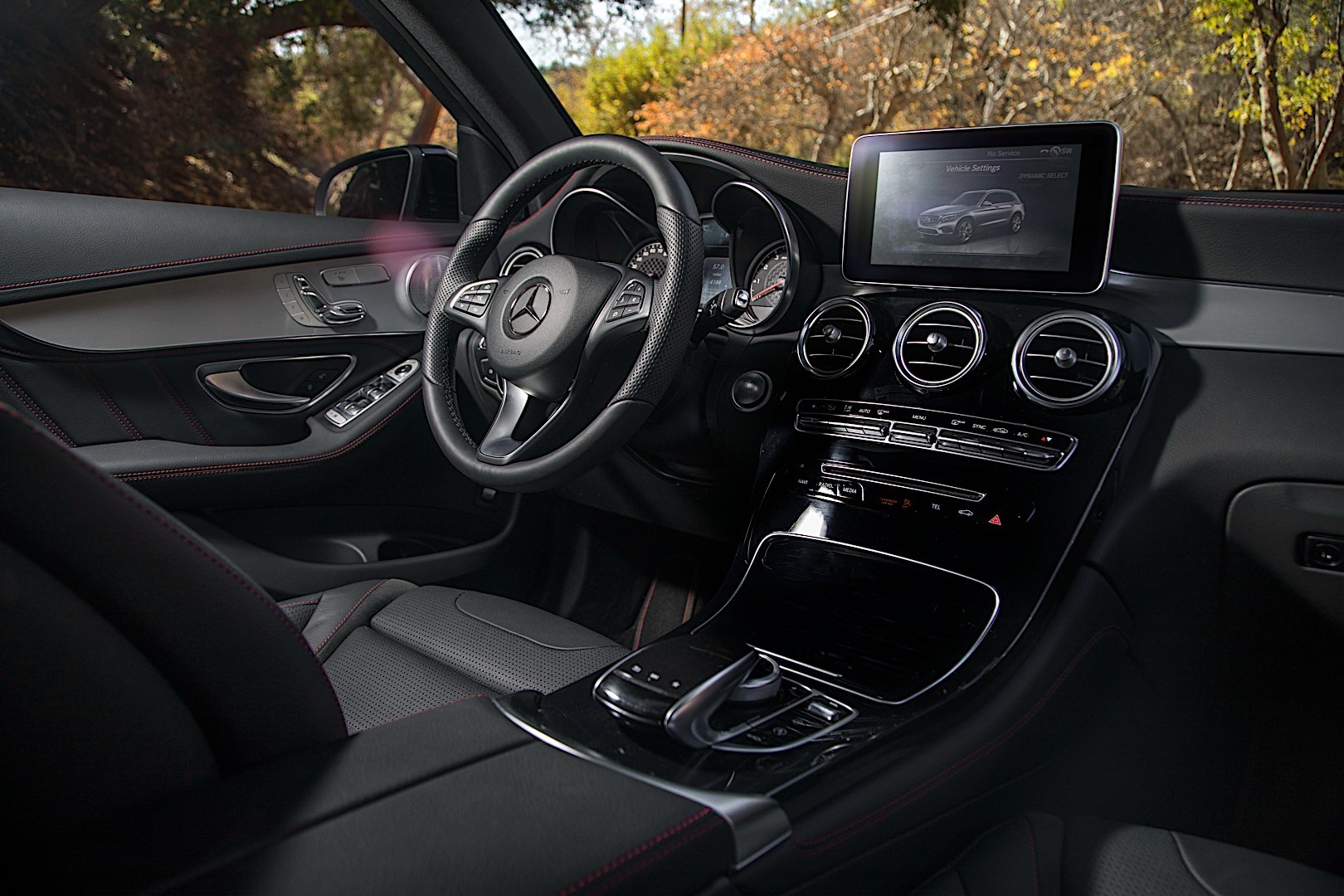 Mercedes-Amg Glc-Class photo 66