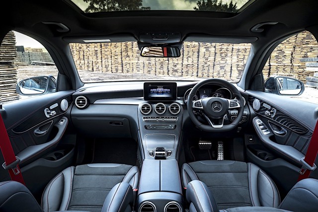 Mercedes-Amg Glc-Class photo 50