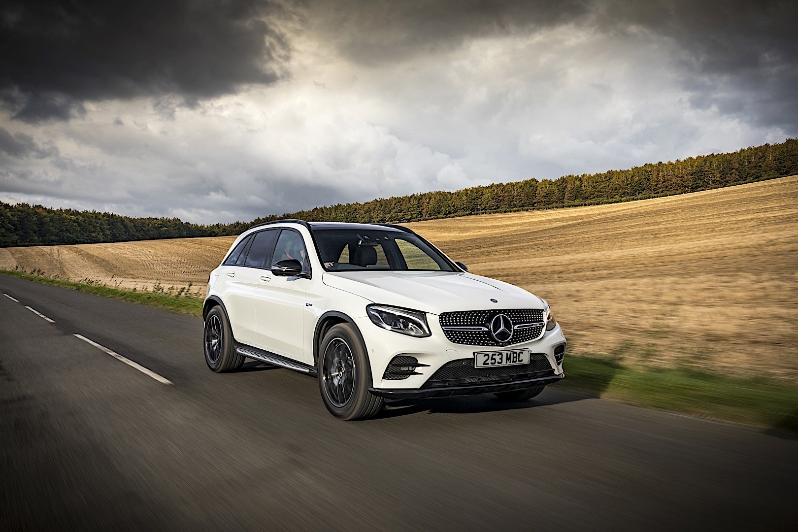 Mercedes-Amg Glc-Class photo 7