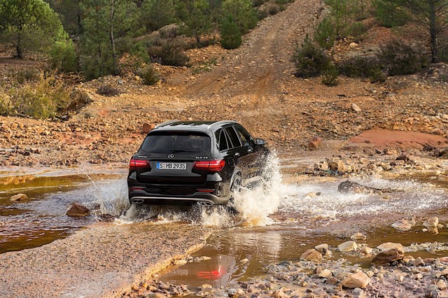 Mercedes-Amg Glc-Class photo 21