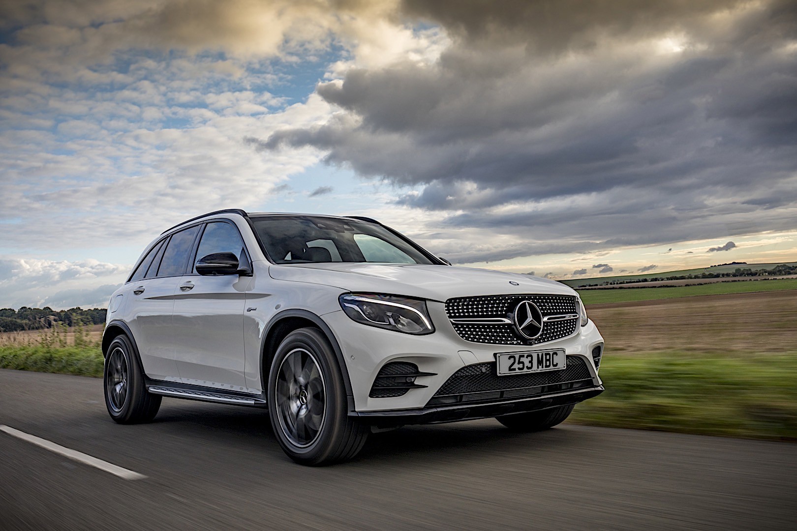 Mercedes-Amg Glc-Class photo 23