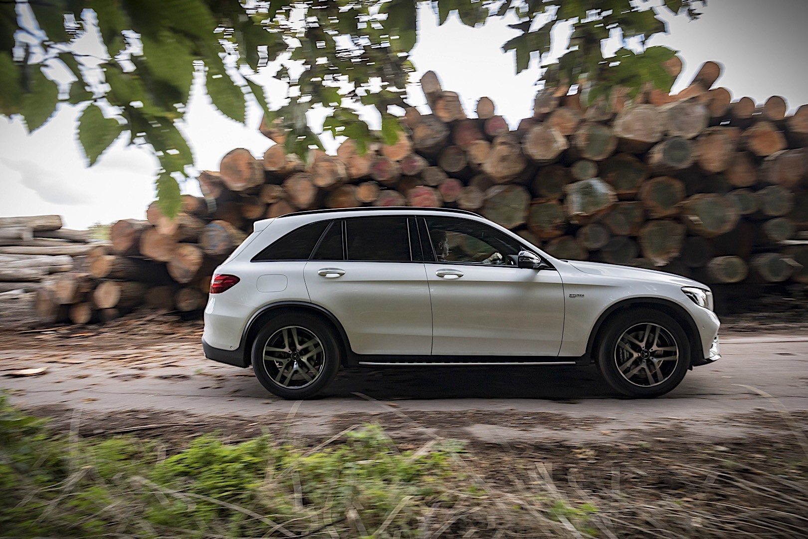 Mercedes-Amg Glc-Class photo 34