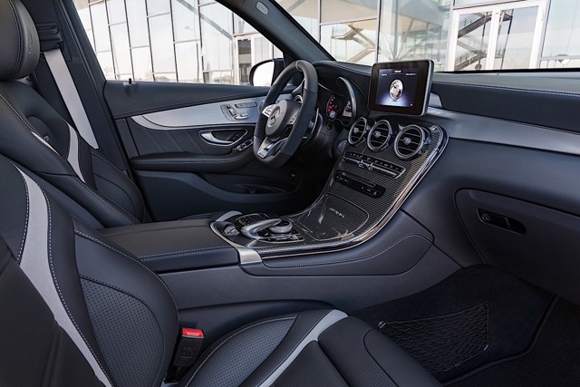 Mercedes-Amg Glc-Class photo 23