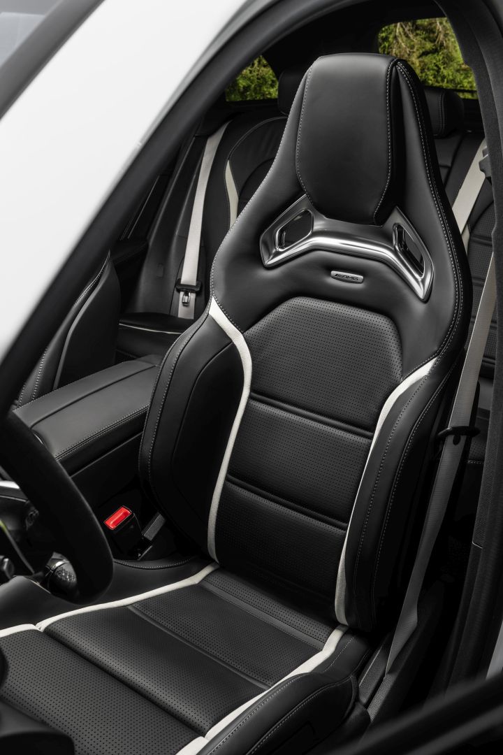 Mercedes-Amg Glc-Class photo 38