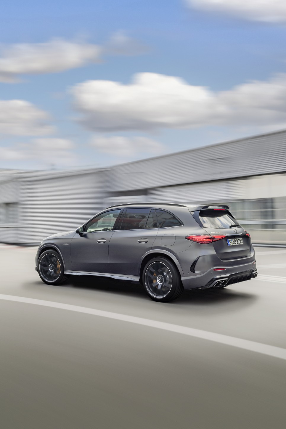 Mercedes-Amg Glc-Class photo 9
