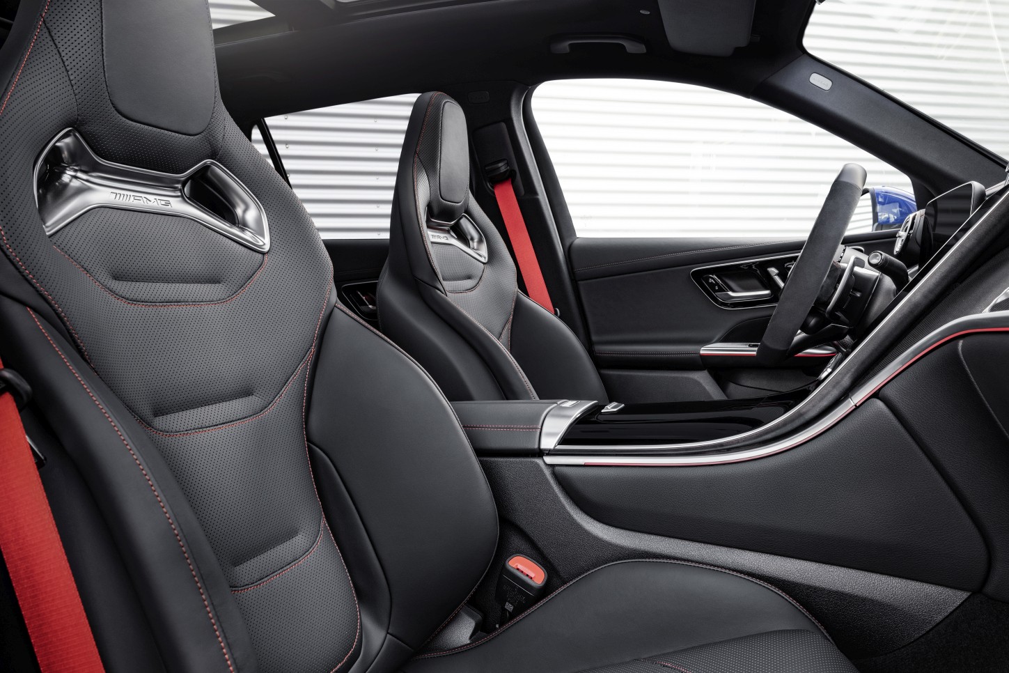 Mercedes-Amg Glc-Class photo 29