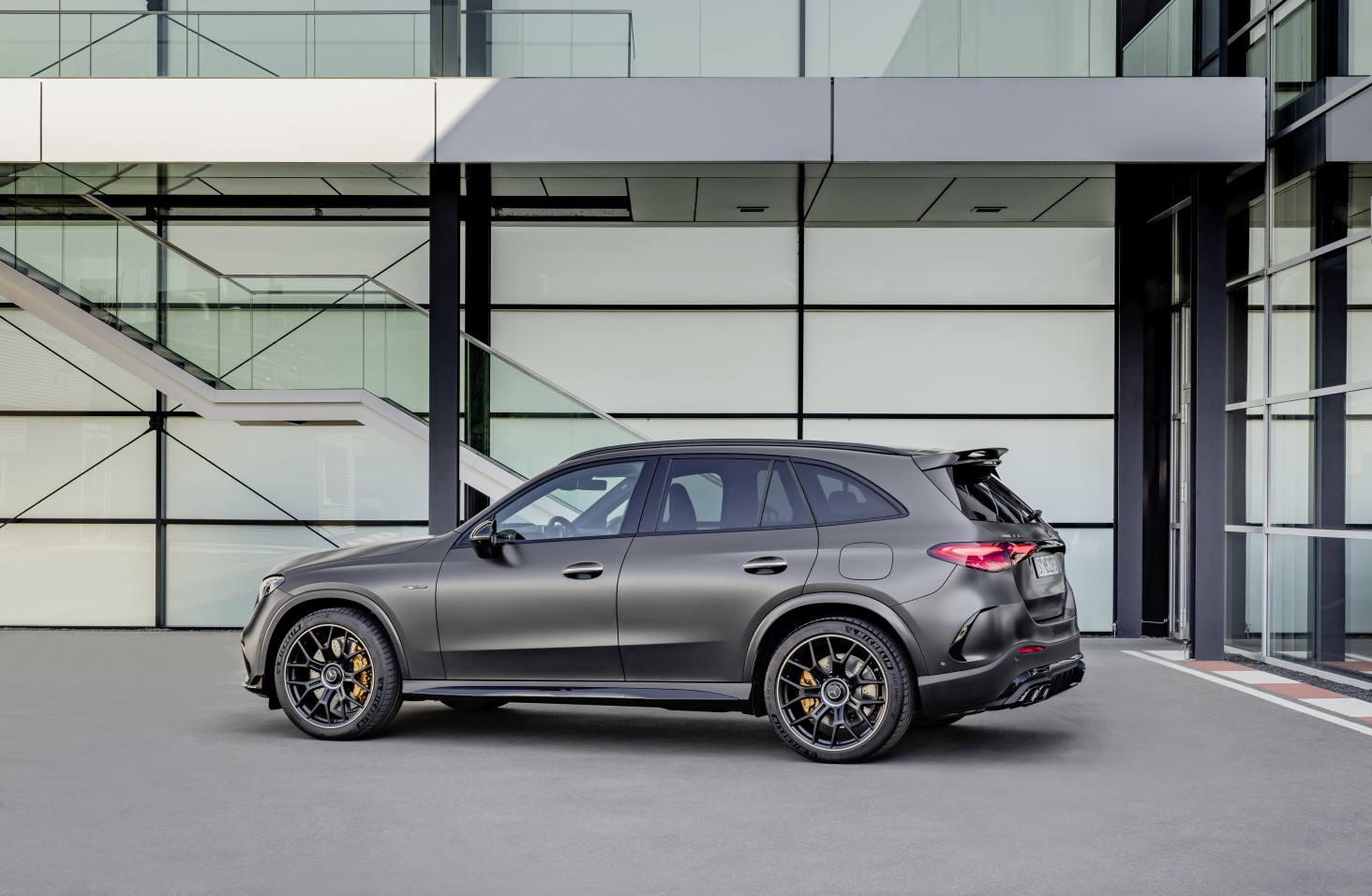 Mercedes-Amg Glc-Class photo 15