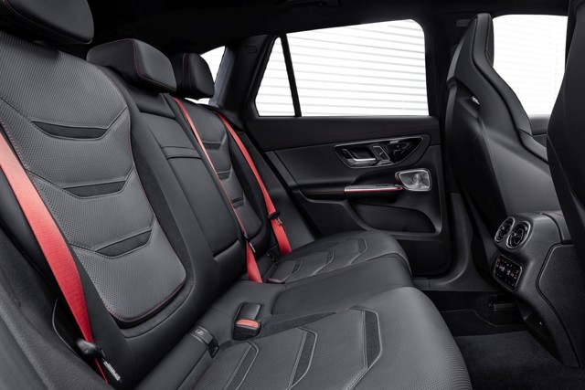 Mercedes-Amg Glc-Class photo 30