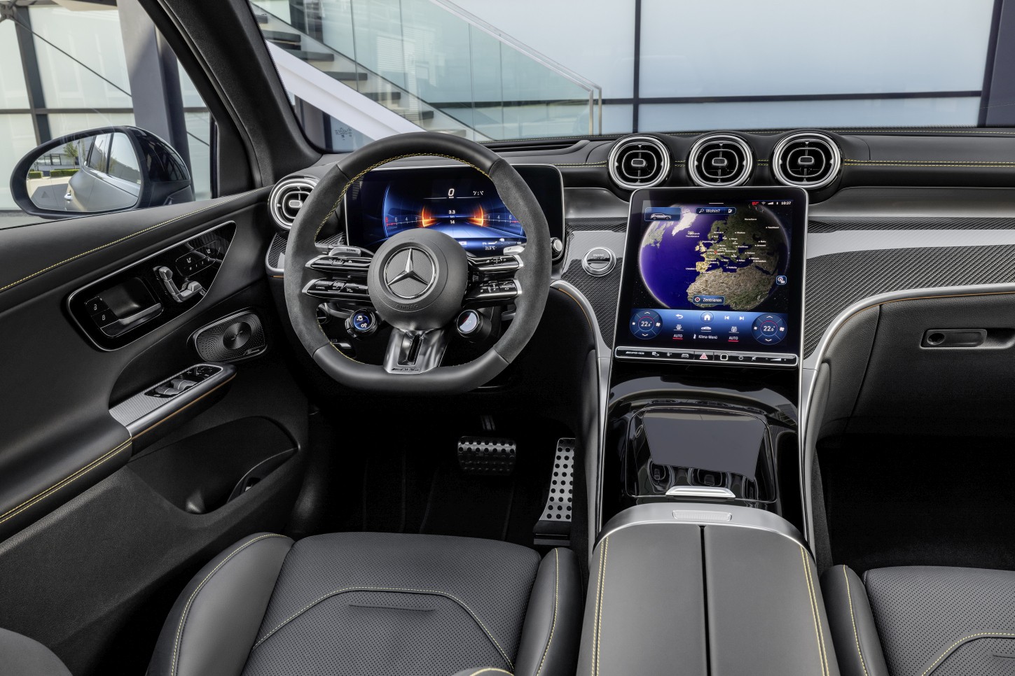 Mercedes-Amg Glc-Class photo 31