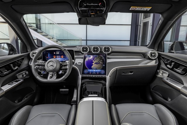 Mercedes-Amg Glc-Class photo 32