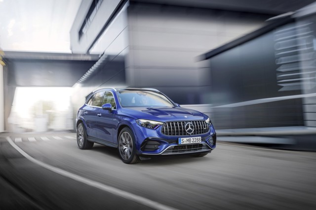 Mercedes-Amg Glc-Class photo 1