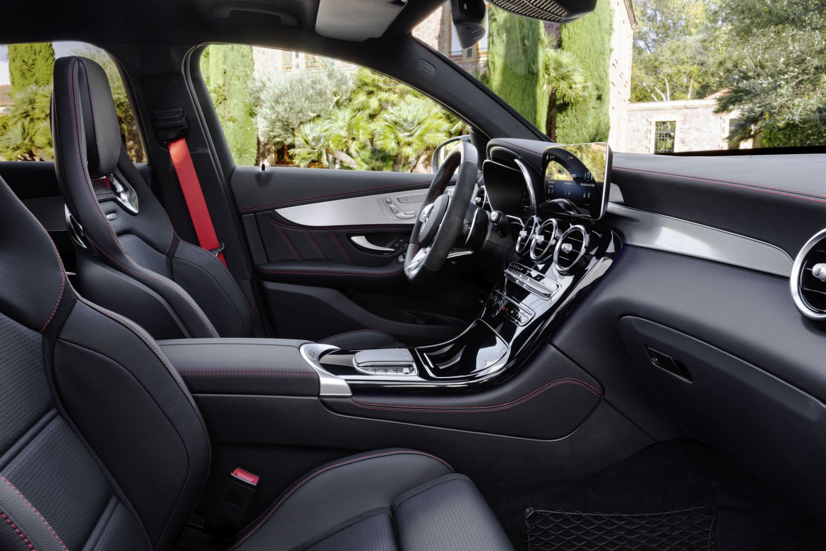 Mercedes-Amg Glc Coupe photo 24