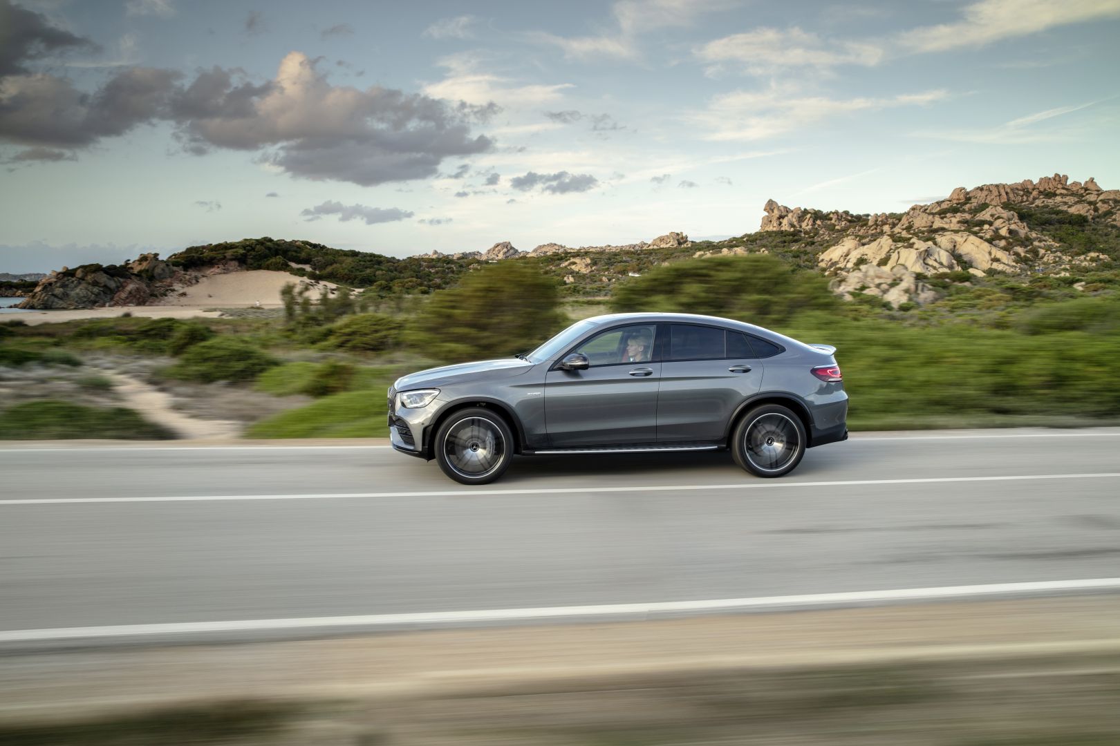 Mercedes-Amg Glc Coupe photo 7