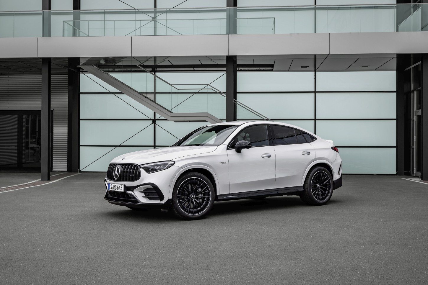 Mercedes-Amg Glc Coupe photo 8