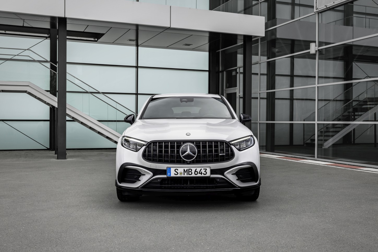 Mercedes-Amg Glc Coupe photo 12