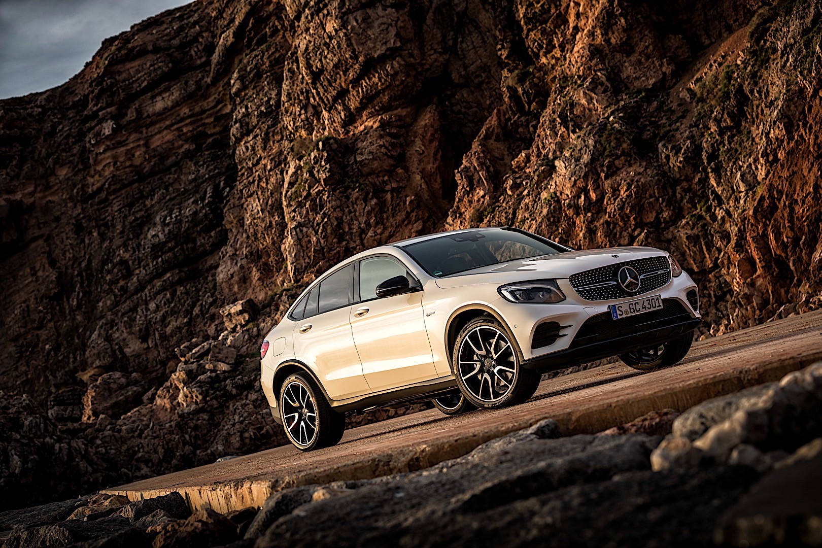 Mercedes-Amg Glc Coupe photo 2