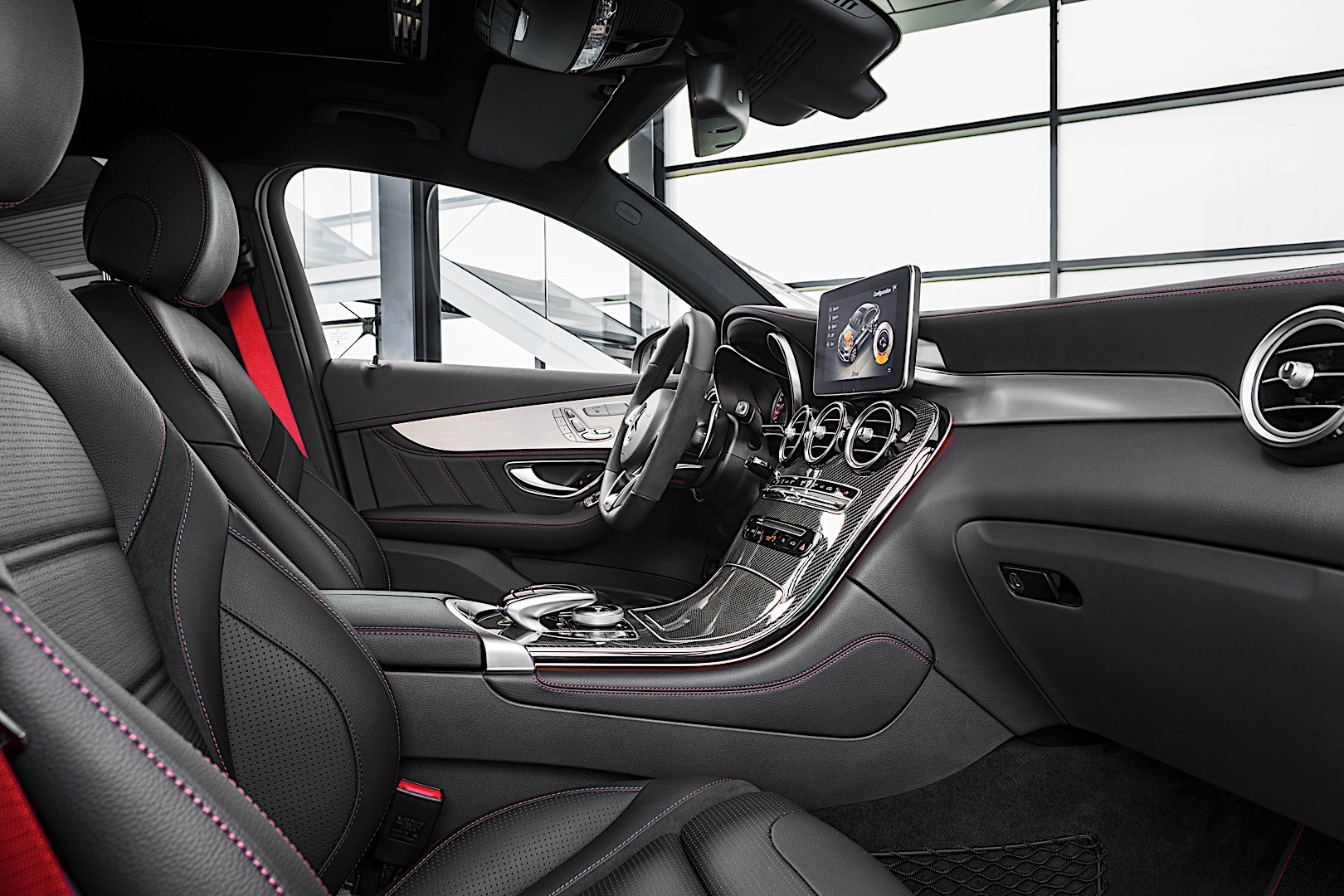 Mercedes-Amg Glc Coupe photo 32