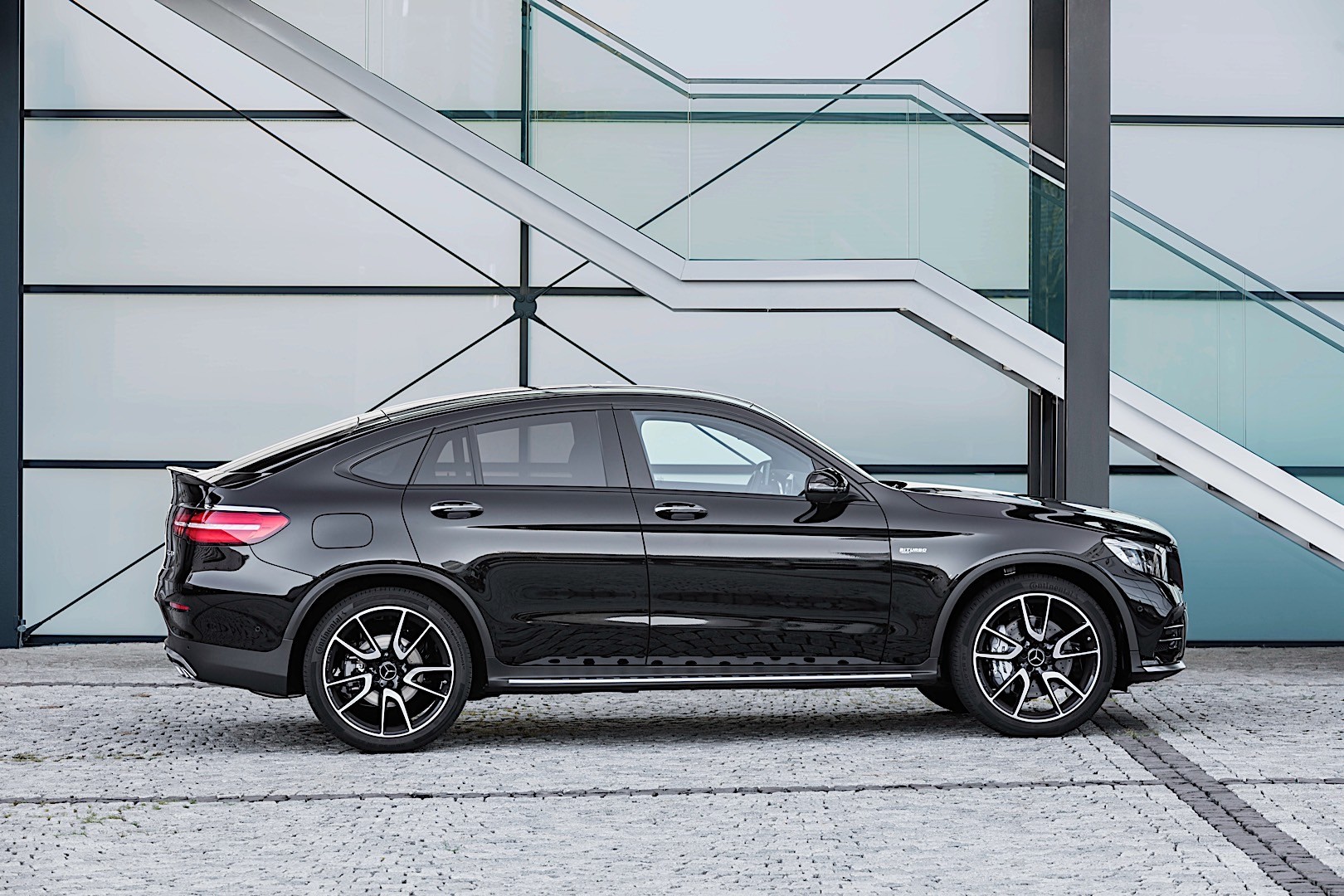 Mercedes-Amg Glc Coupe photo 21