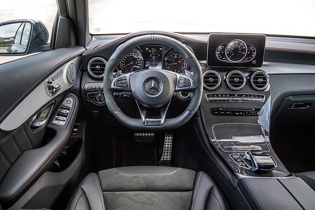 Mercedes-Amg Glc Coupe photo 36