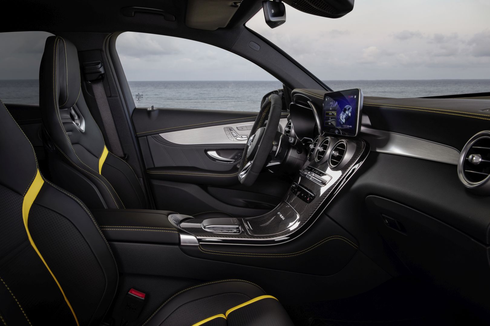 Mercedes-Amg Glc Coupe photo 18