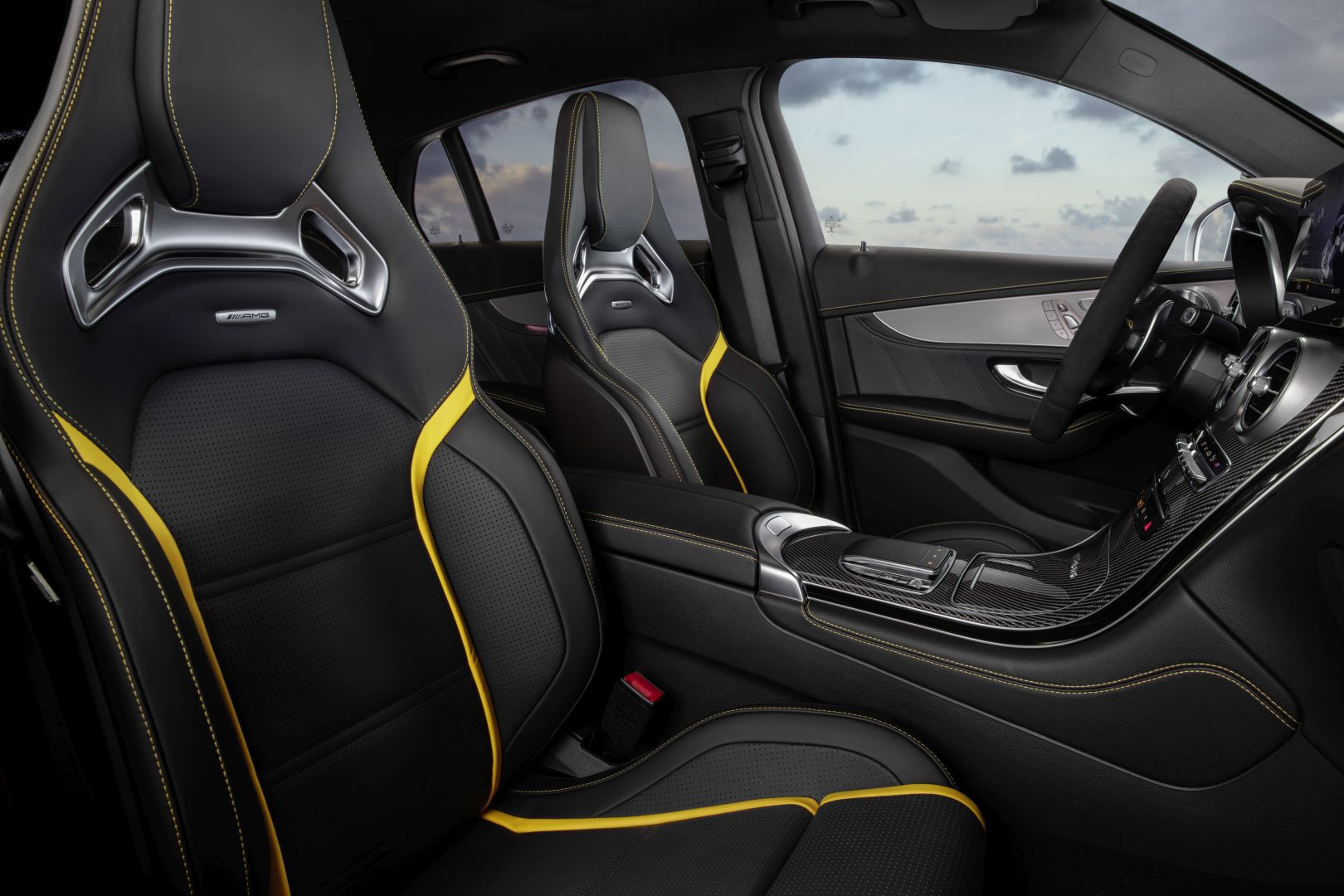 Mercedes-Amg Glc Coupe photo 21