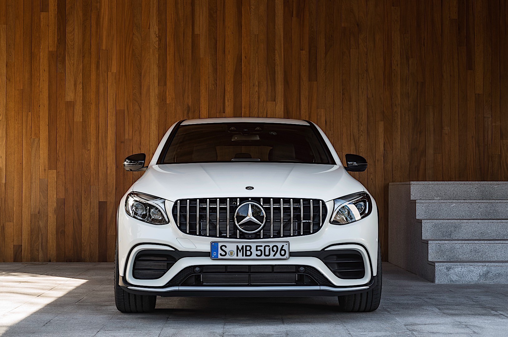 Mercedes-Amg Glc Coupe photo 19