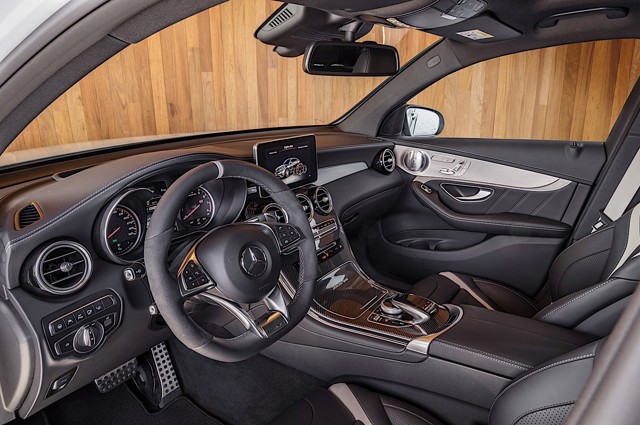 Mercedes-Amg Glc Coupe photo 30