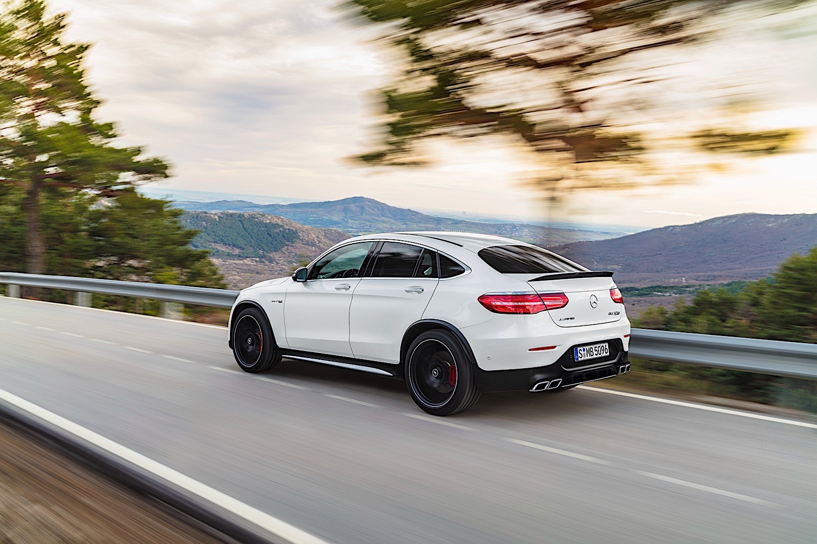 Mercedes-Amg Glc Coupe photo 26