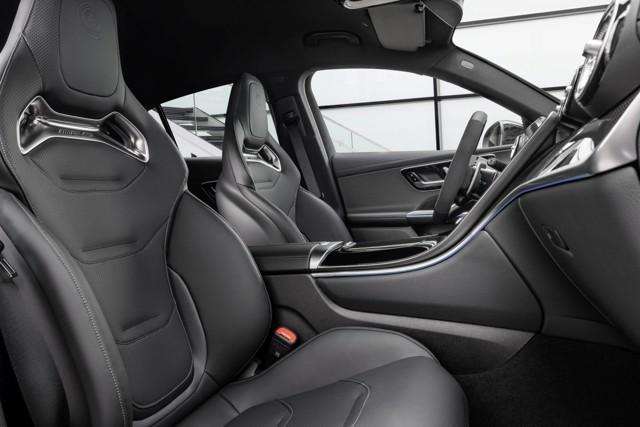 Mercedes-Amg Glc Coupe photo 24