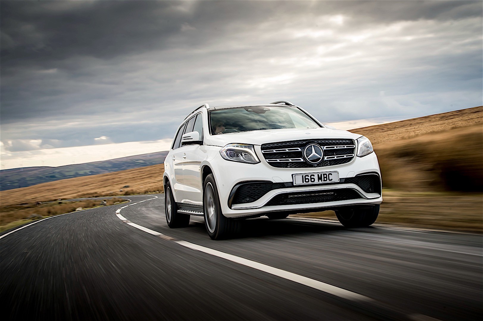 Mercedes-Amg Gls- Class photo 8