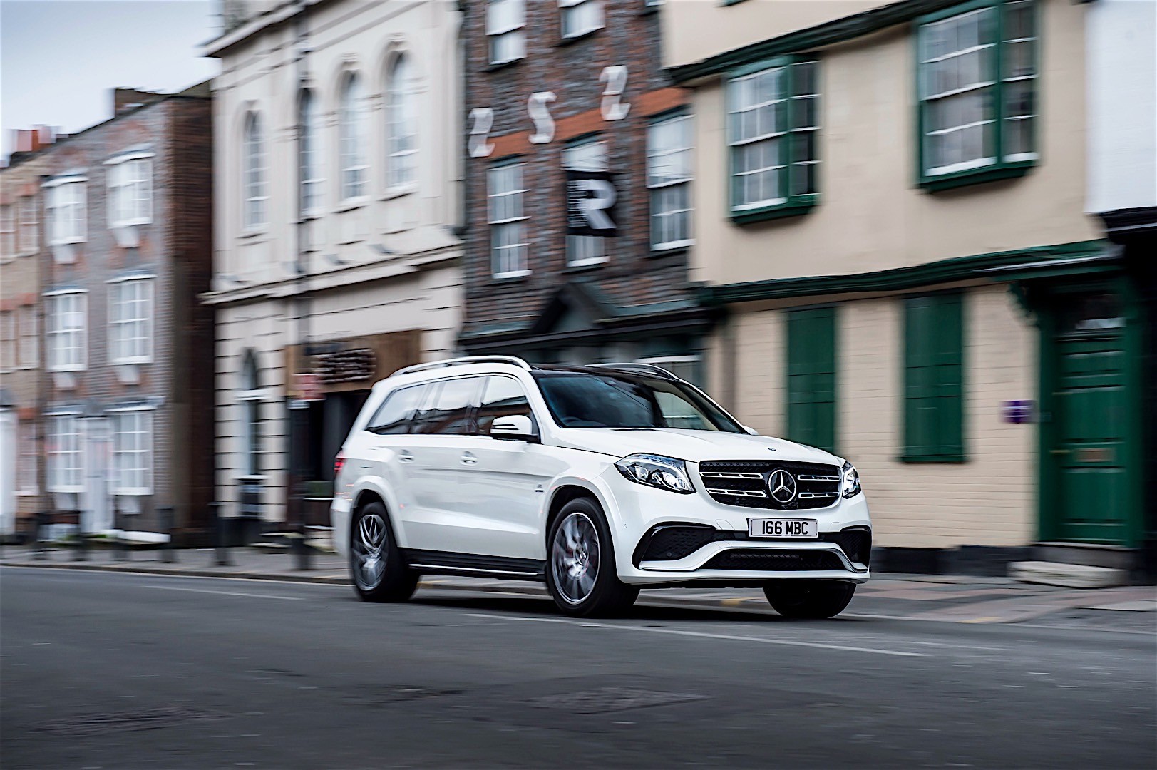 Mercedes-Amg Gls- Class photo 26