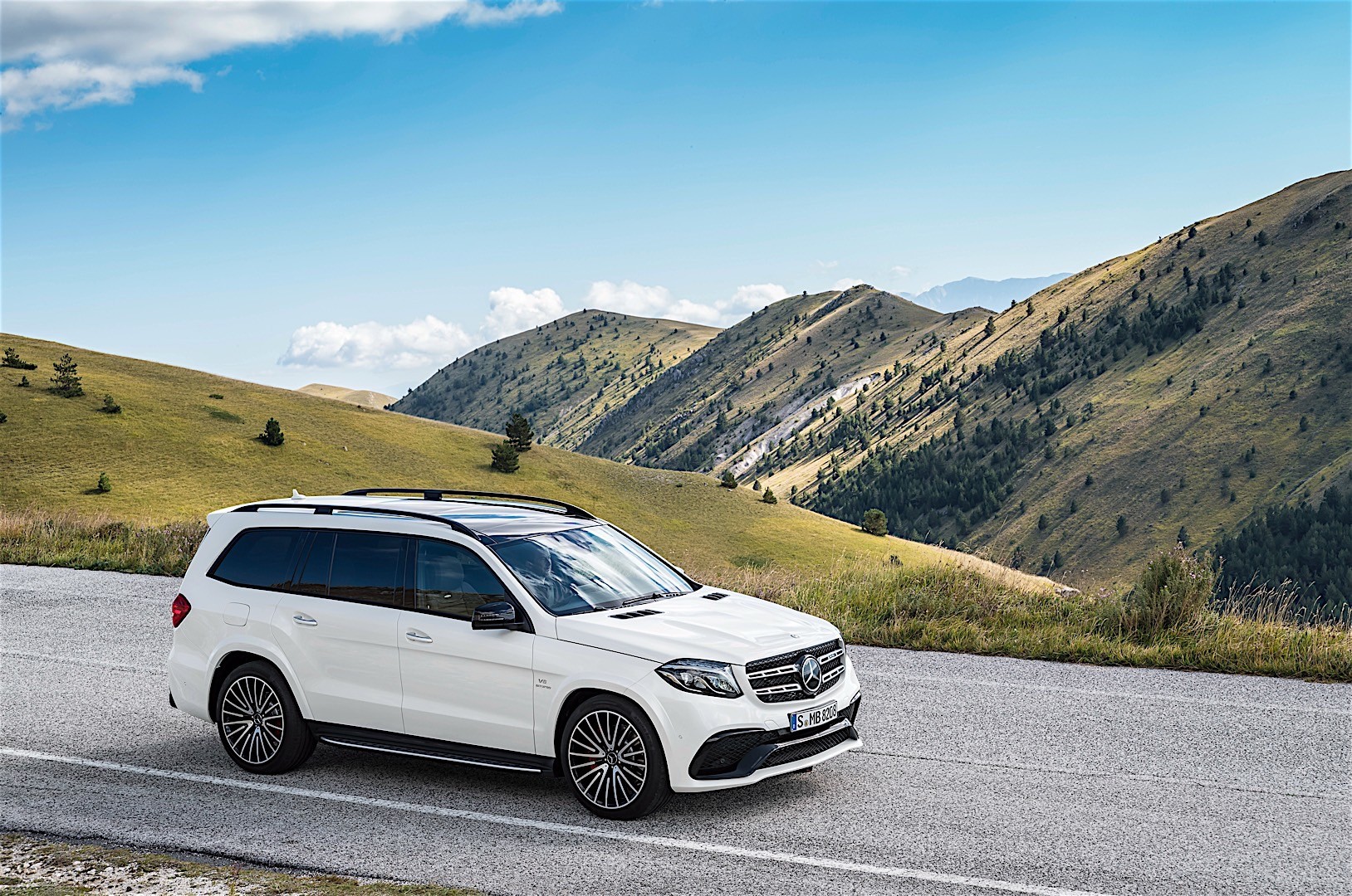 Mercedes-Amg Gls- Class photo 35