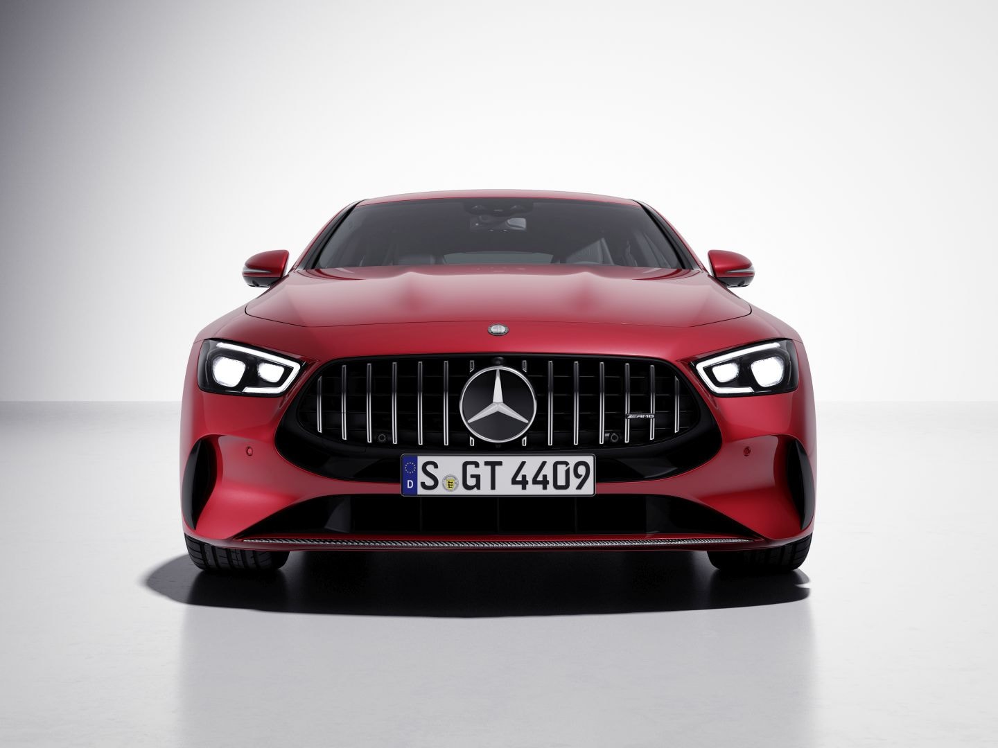 Mercedes-Amg Gt 4-Door Coupe photo 2