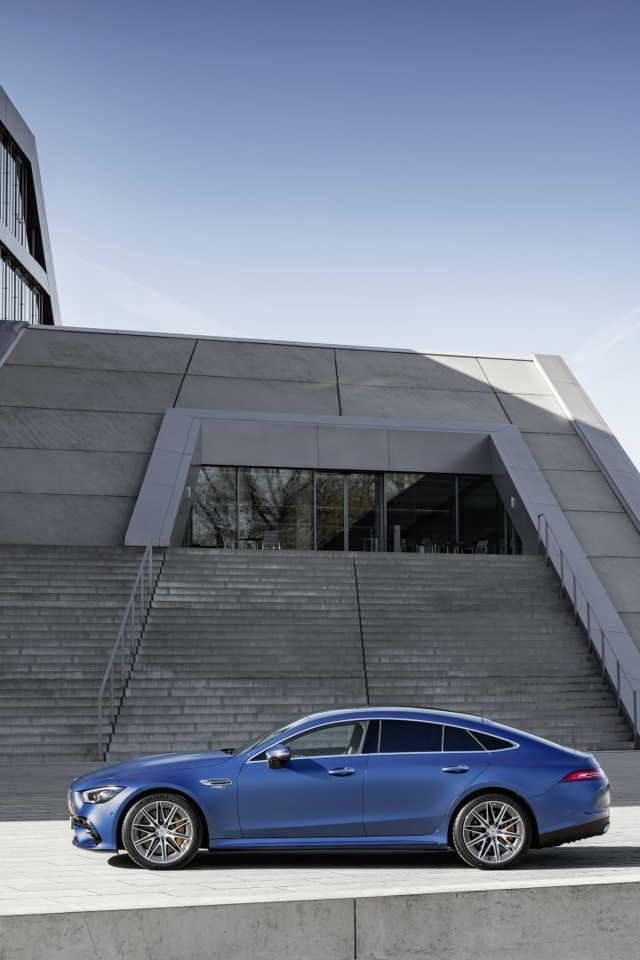Mercedes-Amg Gt 4-Door Coupe photo 16