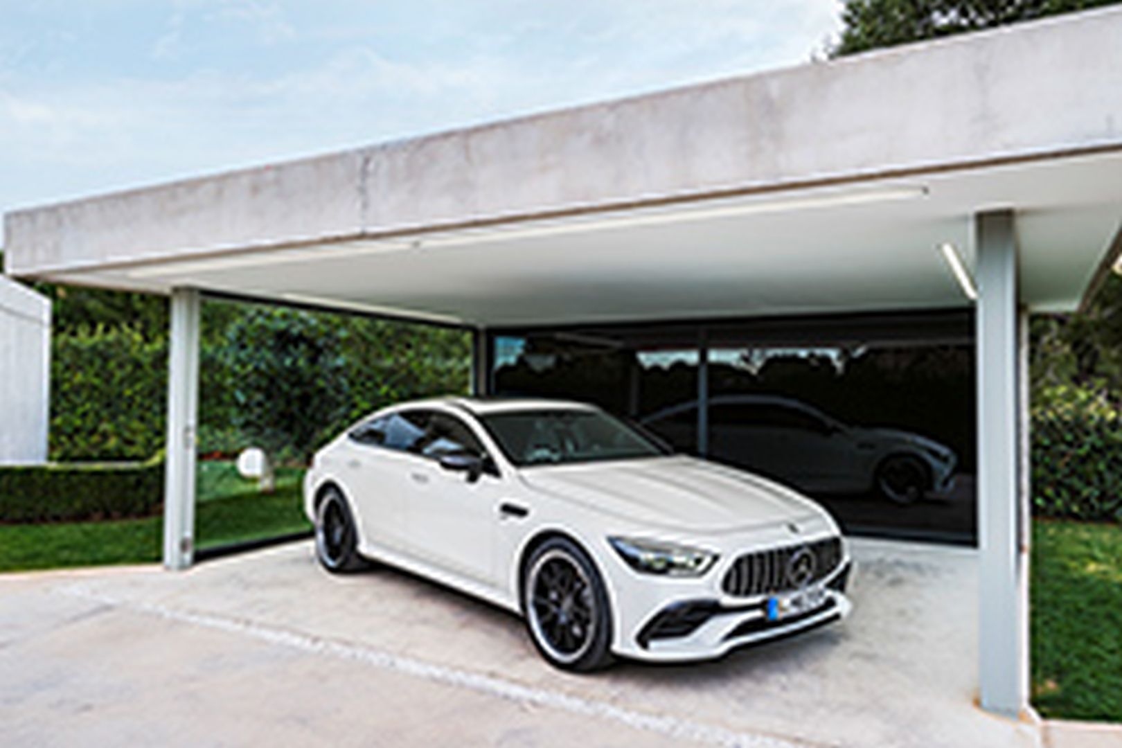 Mercedes-AMG GT 4-DOOR COUPE