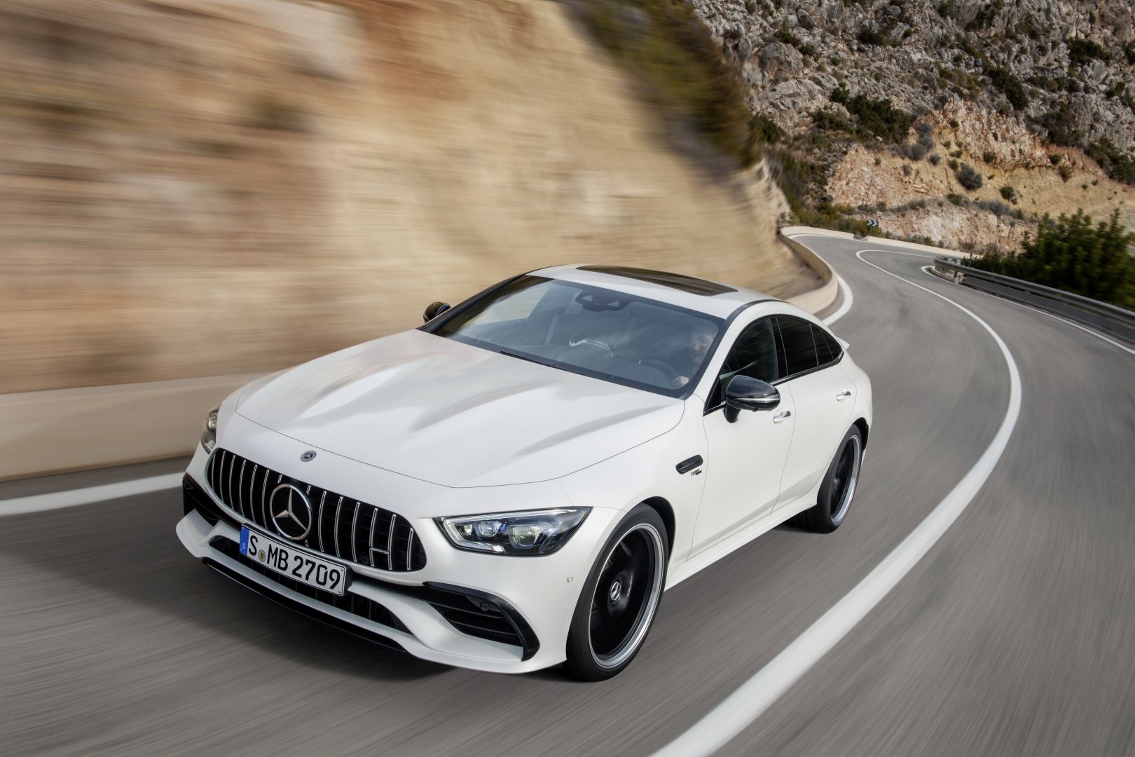 Mercedes-Amg Gt 4-Door Coupe photo 10